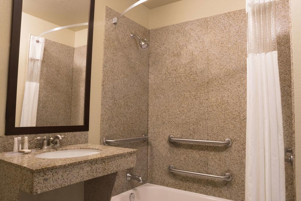 Best Western Houston Bush Iah Intercontinental Airport Inn Humble Bagian luar foto